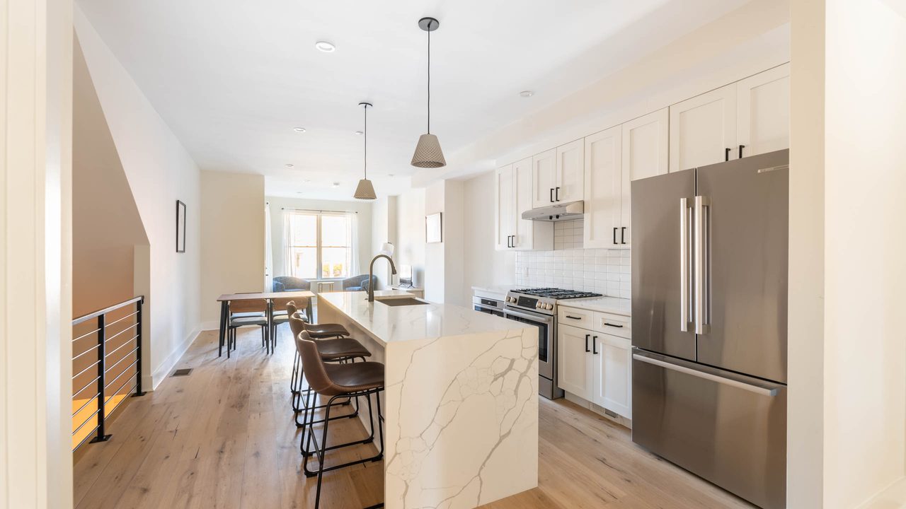  #1718: Columbia Heights - Full Bedroom B  -  #1718: Columbia Heights  - Gallery -  1