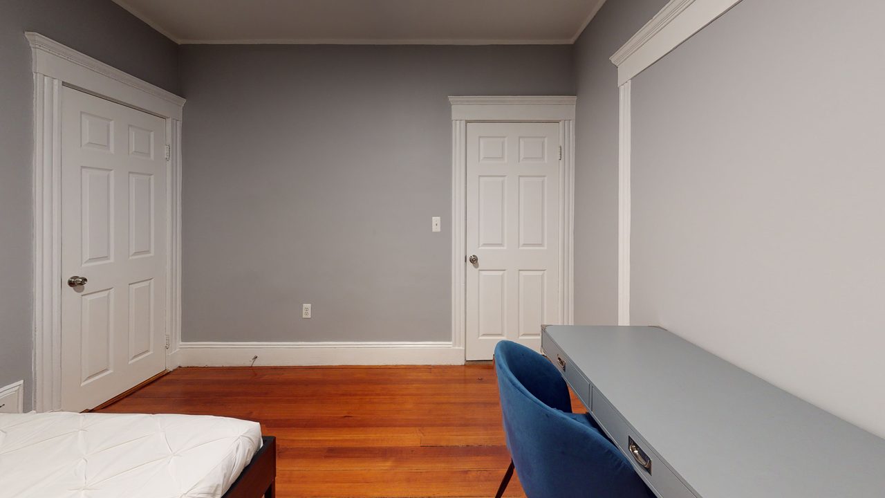  #546: Dorchester - Fields Corner West - Queen Bedroom C  -  #546: Dorchester - Fields Corner West  - Gallery -  5