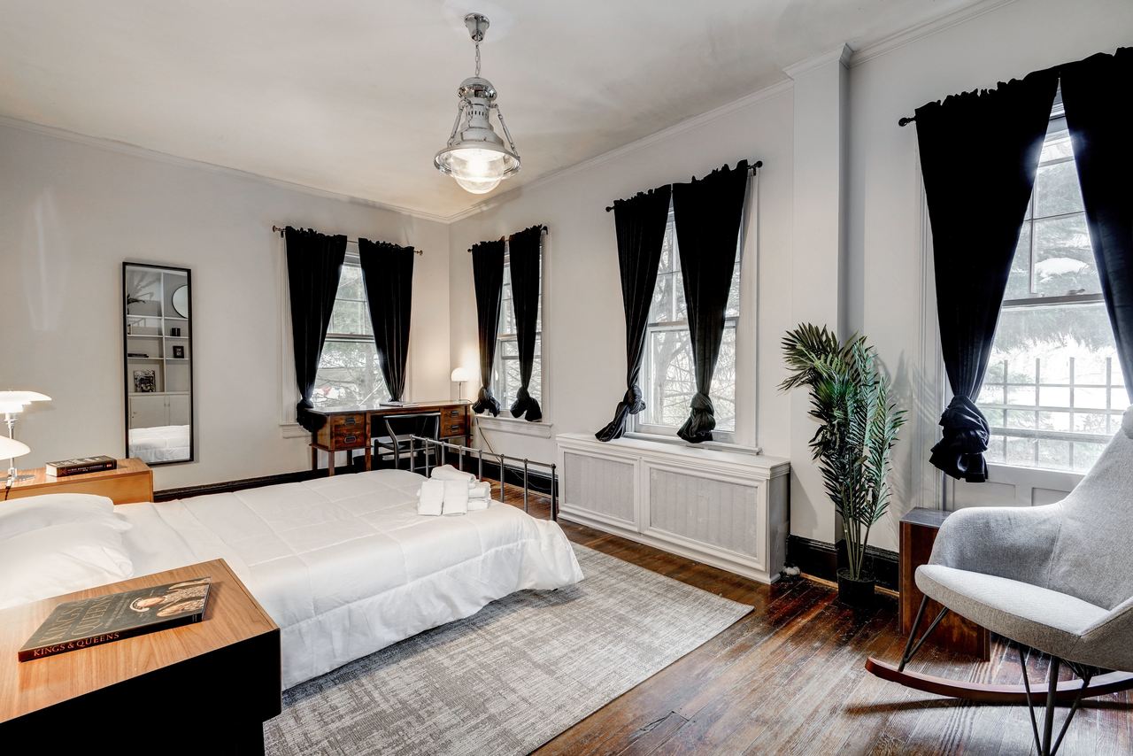  #115: Woodley Park - Queen Bedroom 2A  -  #115: Woodley Park  - Gallery -  1