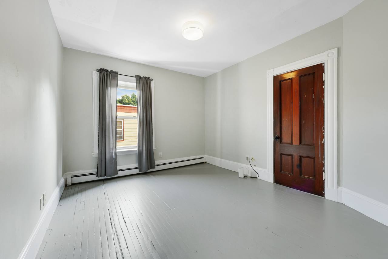 #502: Allston - Queen Bedroom C - 1