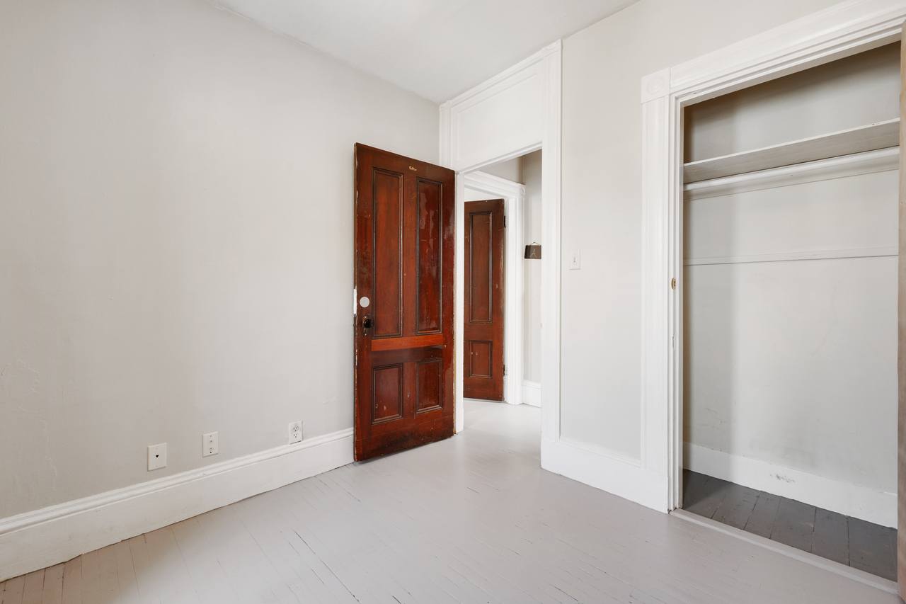 #502: Allston - Queen Bedroom C - 3