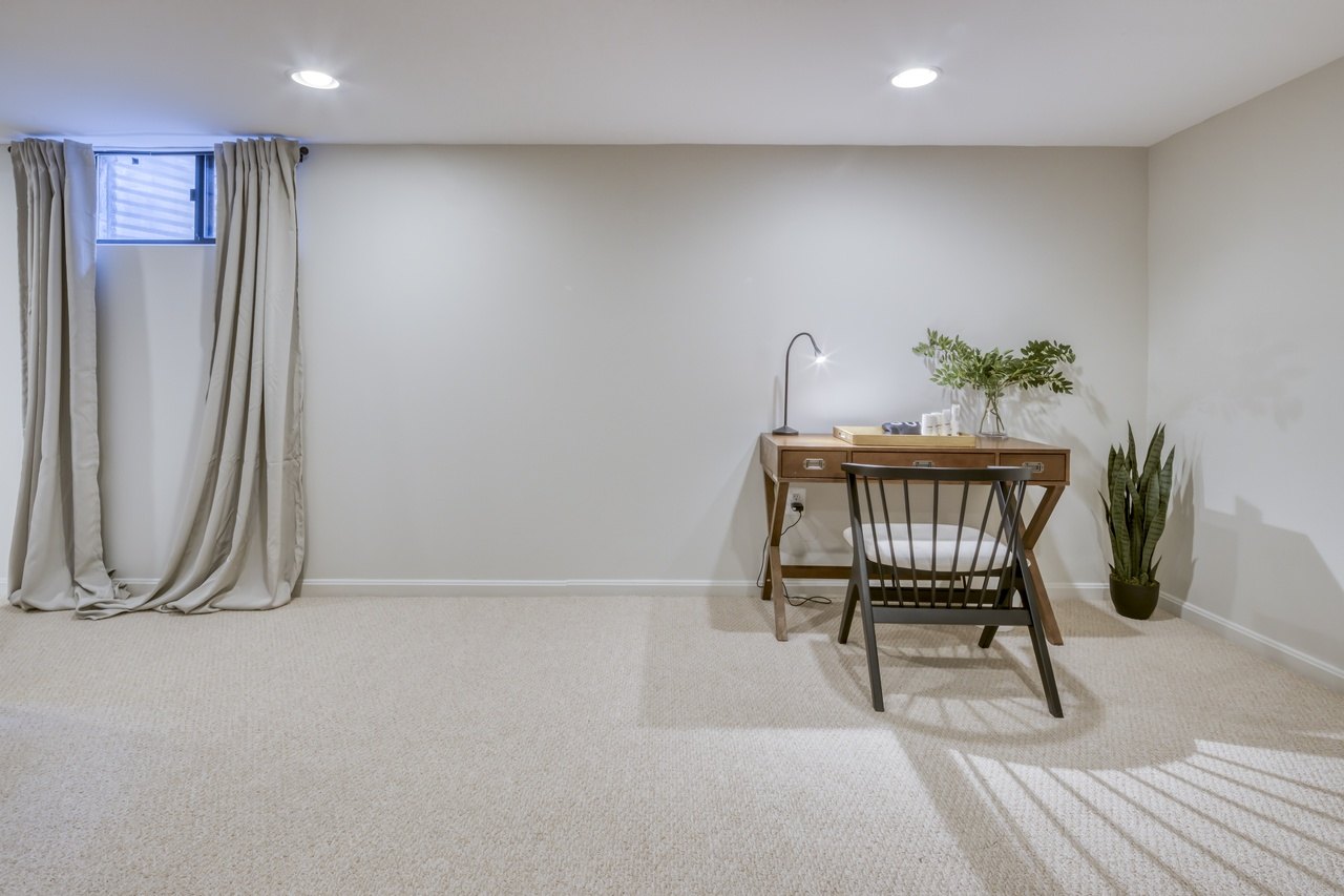  #288: H Street - Queen Bedroom A  -  #288: H Street  - Gallery -  4