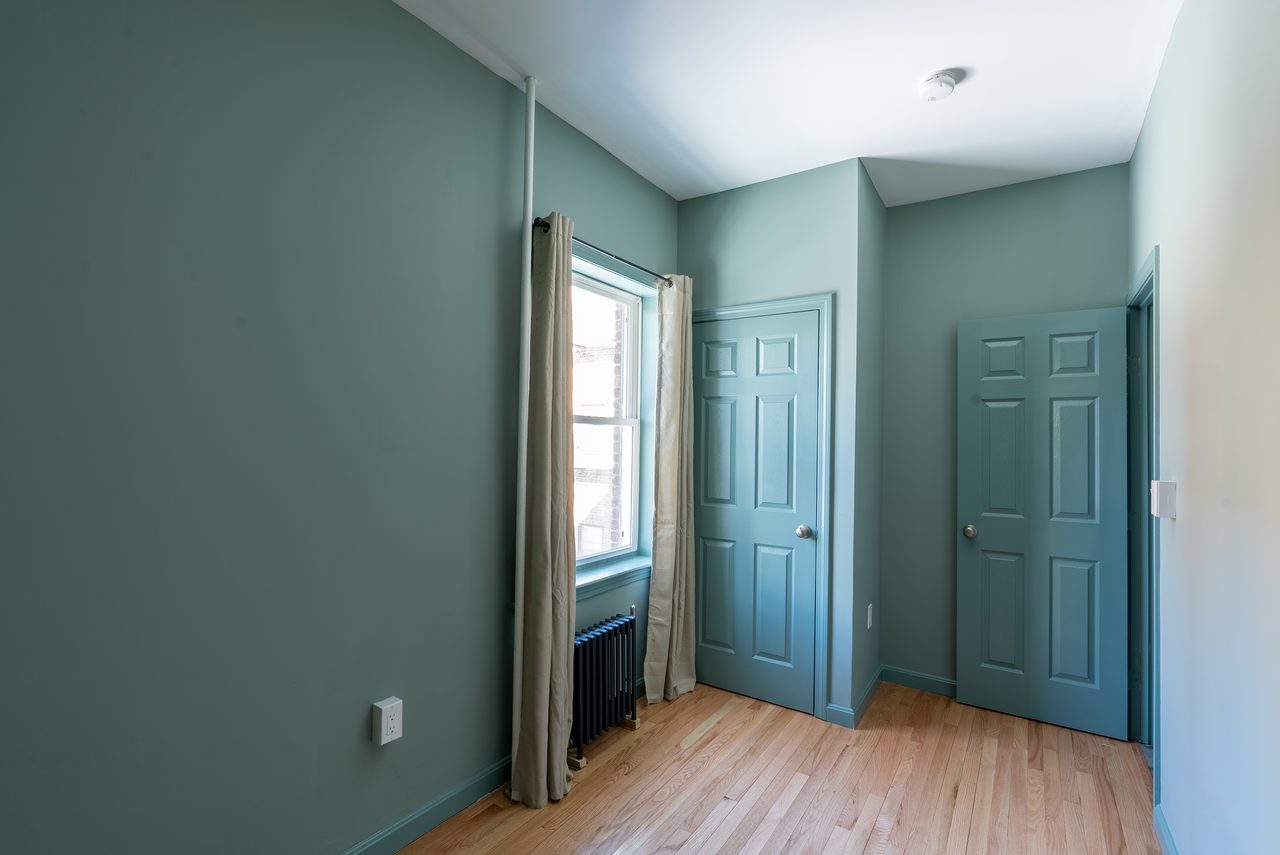  #917: Brighton - 1 Bedroom (Full)  -  #917: Brighton  - Gallery -  3