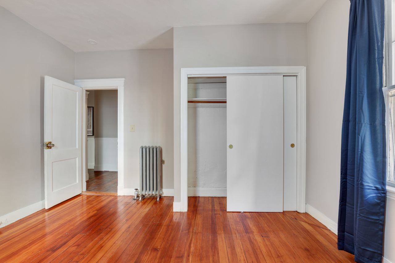 #567: Dorchester Center - Queen Bedroom A - #567: Dorchester Center - Gallery - 5