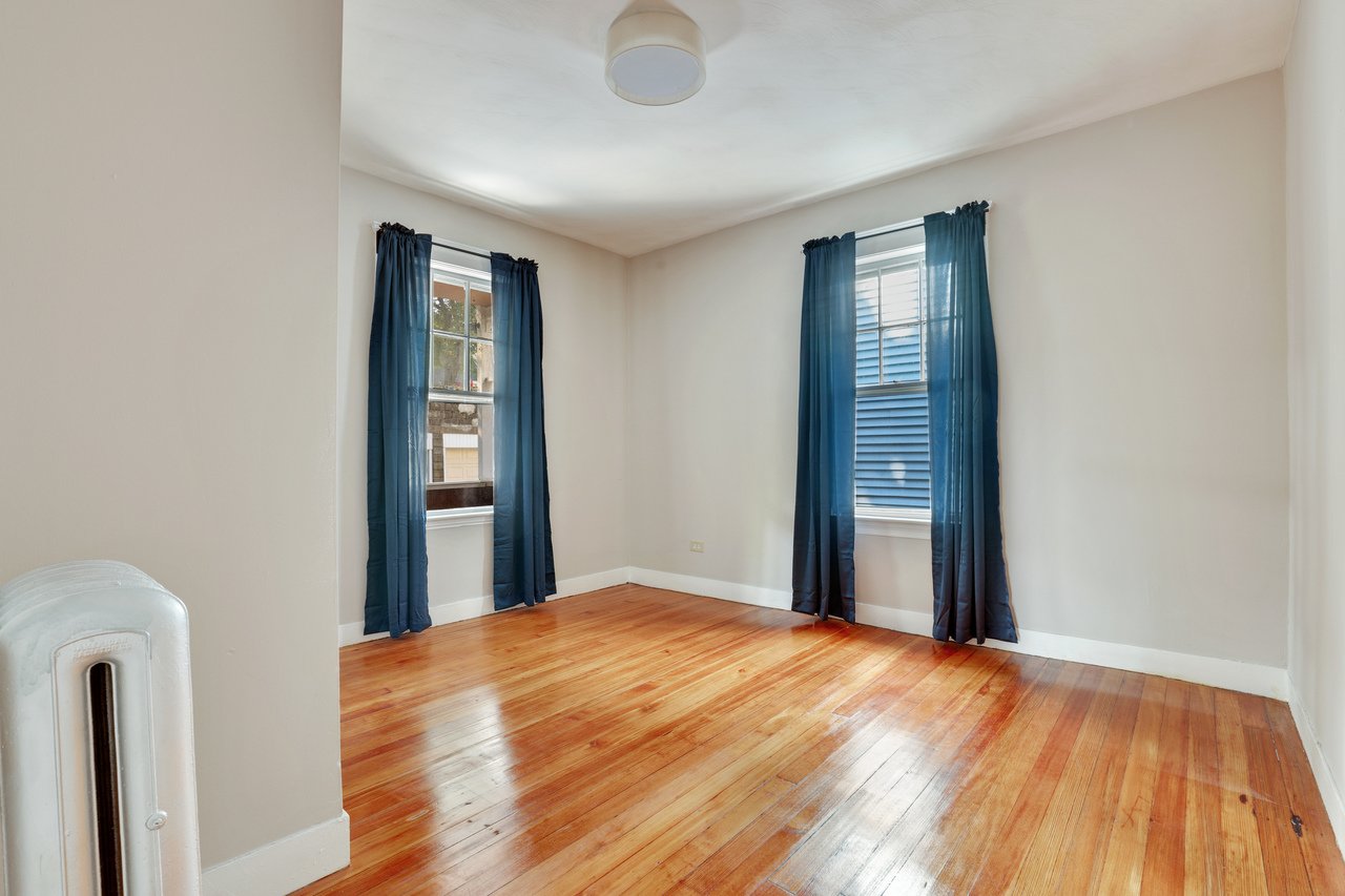 #567: Dorchester Center - Queen Bedroom A - #567: Dorchester Center - Gallery - 3