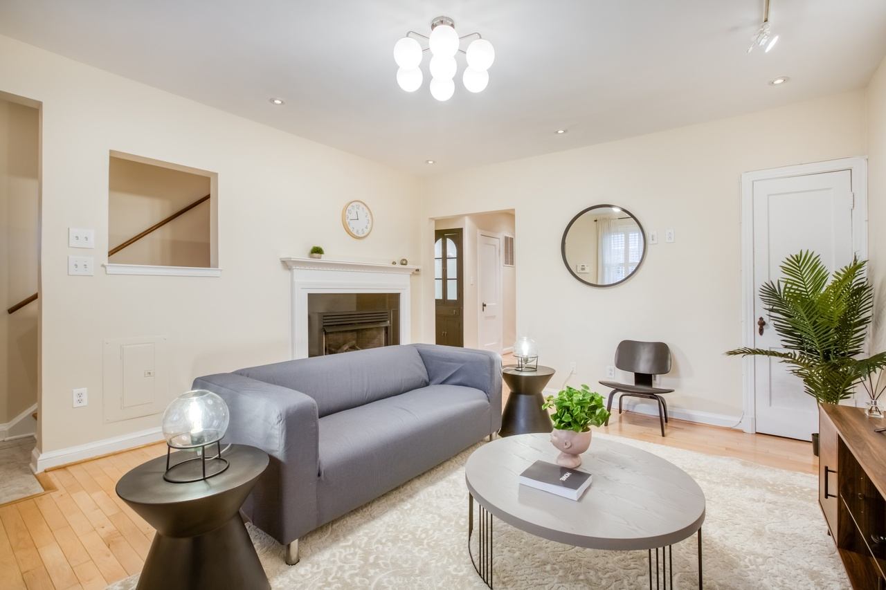  #271: Capitol Hill - Full Bedroom C  -  #271: Capitol Hill  - Gallery -  4