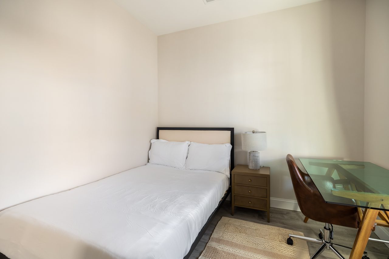 #977: JFK/UMass - Full Bedroom D - #977: JFK/UMass - Gallery - 4