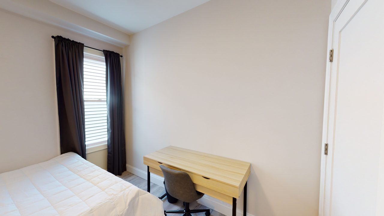 #977: JFK/UMass - Queen Bedroom C - #977: JFK/UMass - Gallery - 14