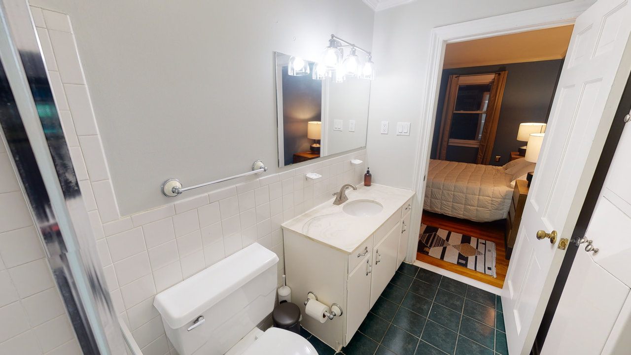 #526: Southwest Waterfront - Queen Bedroom 3G W/Private Bathroom - #526: Southwest Waterfront - Gallery - 4