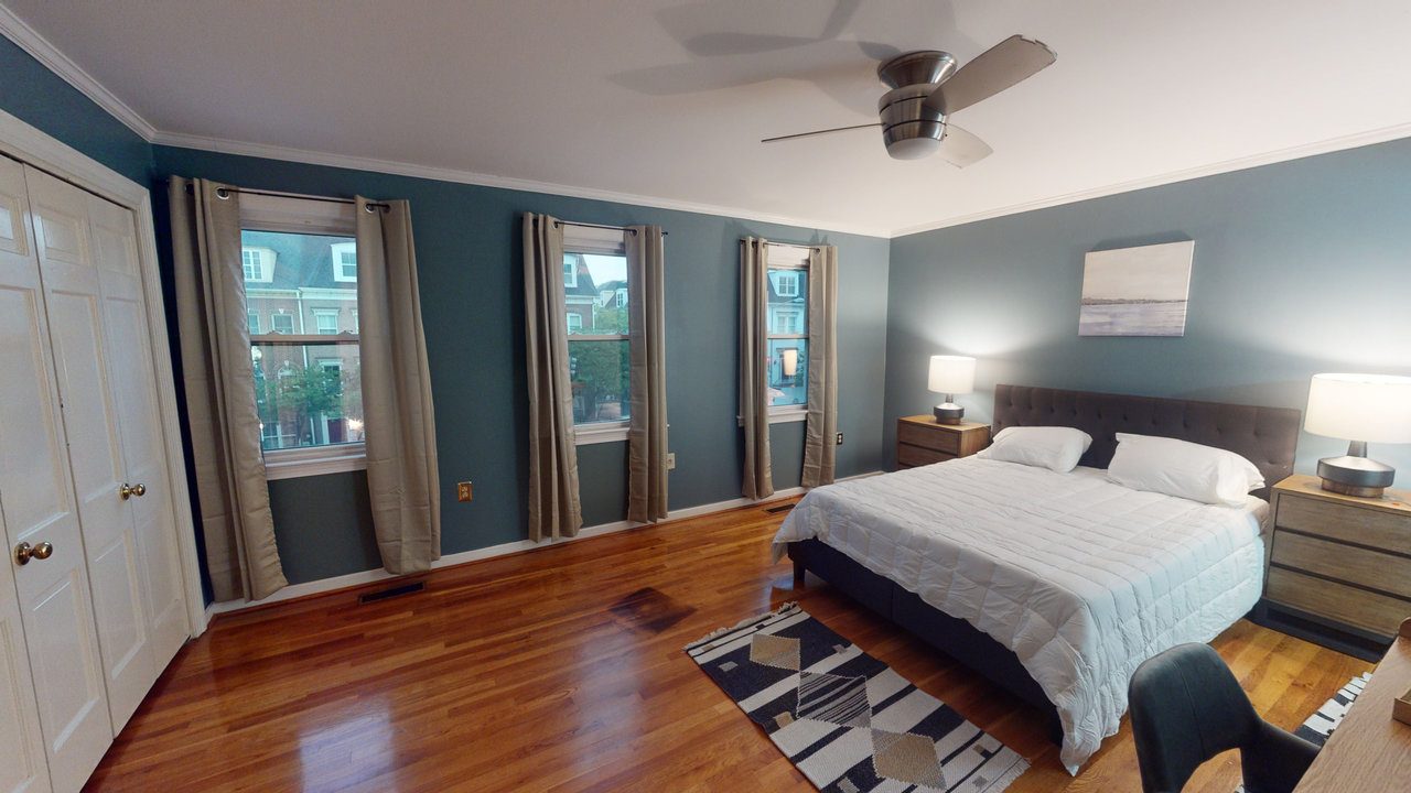#526: Southwest Waterfront - Queen Bedroom 3G W/Private Bathroom - #526: Southwest Waterfront - Gallery - 1