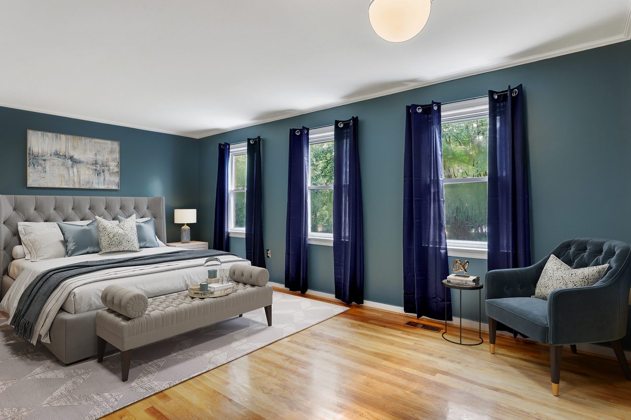  #526: Southwest Waterfront - Queen Bedroom 2C  -  #526: Southwest Waterfront  - Gallery -  1