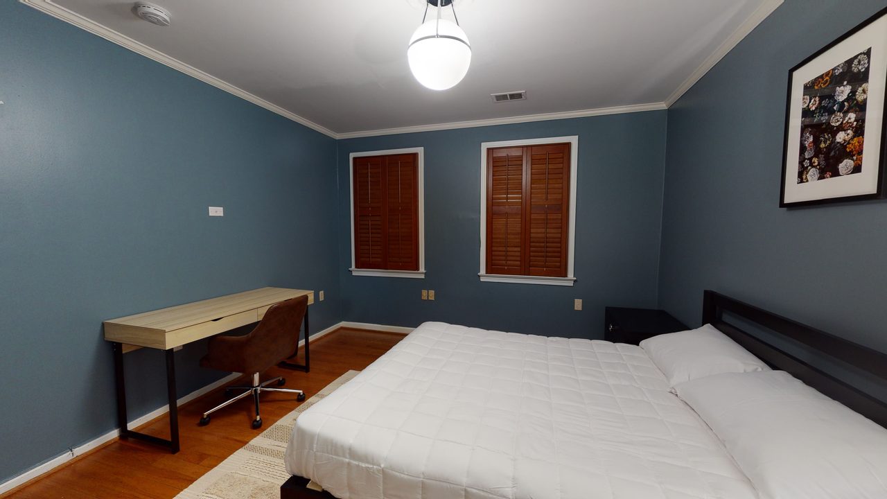  #526: Southwest Waterfront - Queen Bedroom 1A  -  #526: Southwest Waterfront  - Gallery -  3