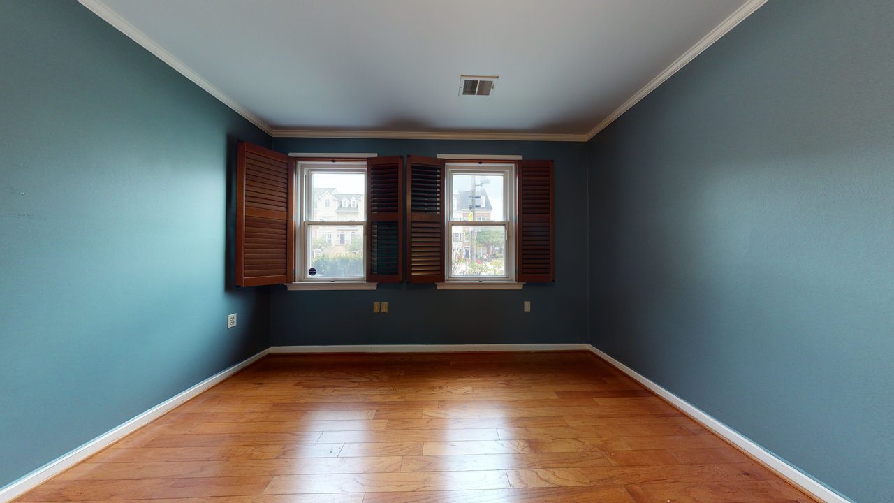  #526: Southwest Waterfront - Queen Bedroom 1A  -  #526: Southwest Waterfront  - Gallery -  5
