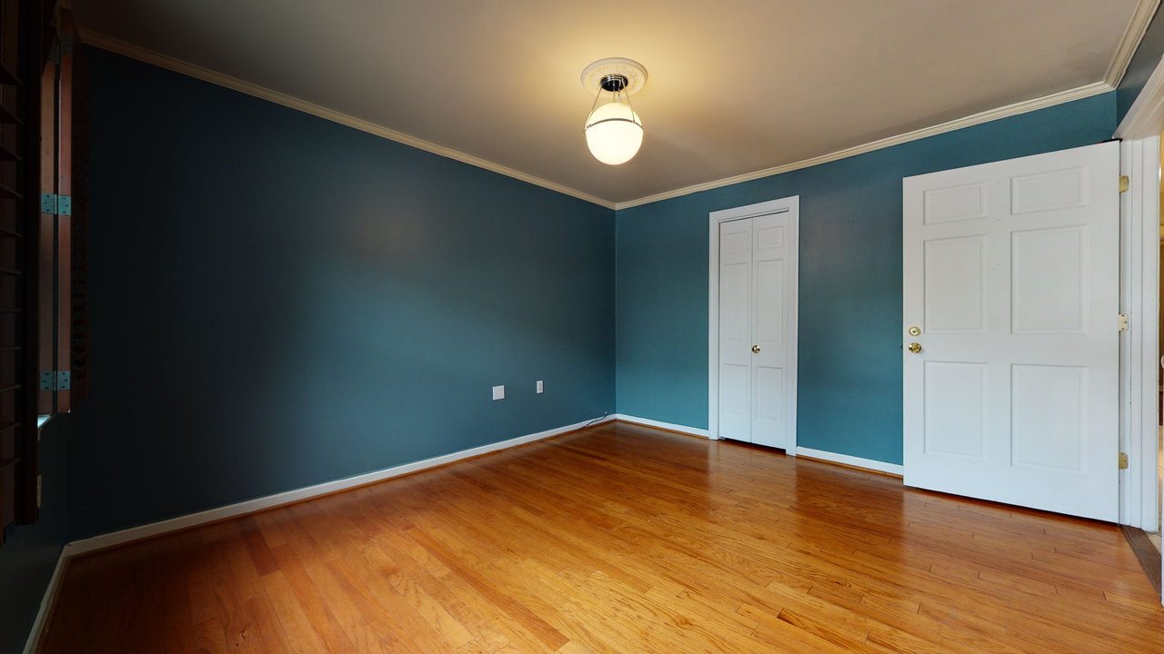 #526: Southwest Waterfront - Queen Bedroom 1A - #526: Southwest Waterfront - Gallery - 7