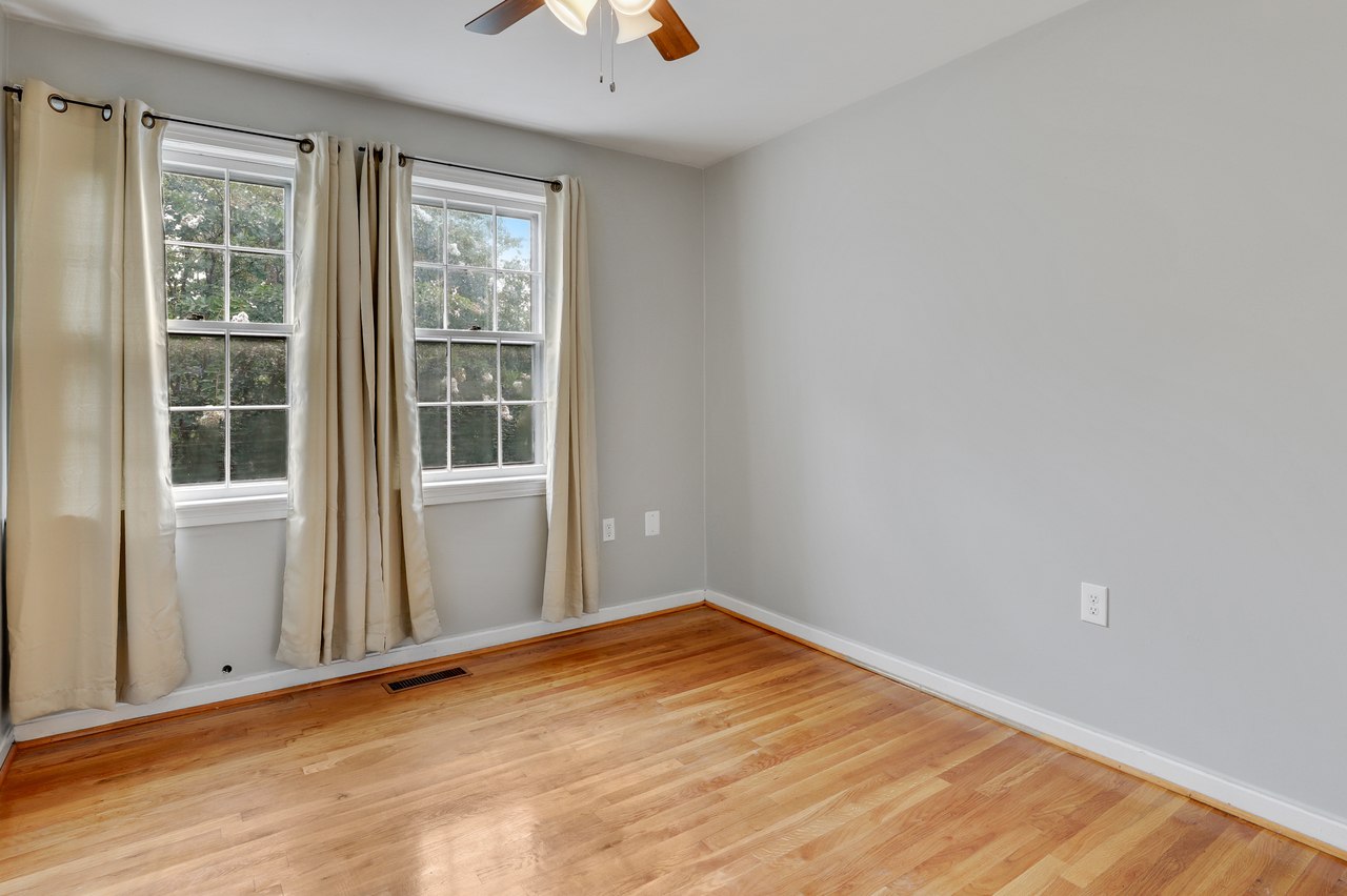 #526: Southwest Waterfront - Queen Bedroom 3E - #526: Southwest Waterfront - Gallery - 2