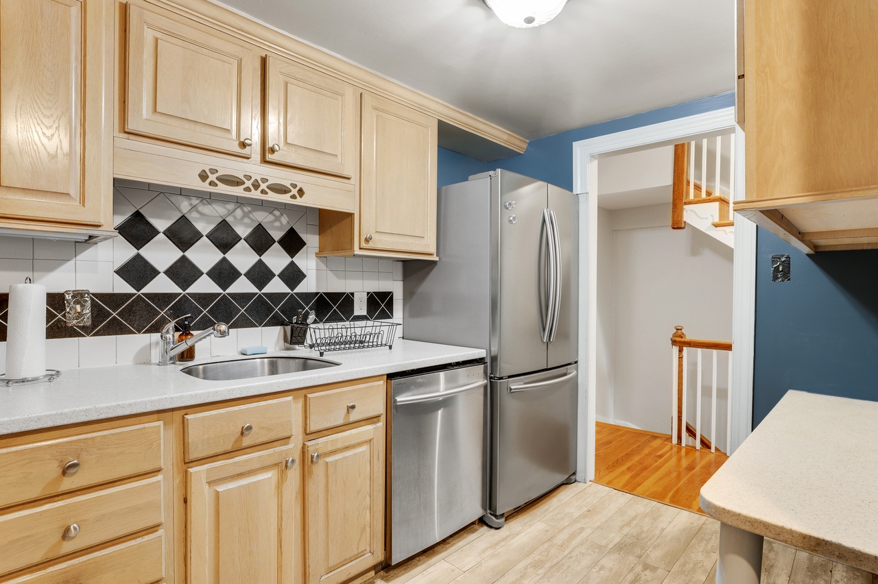  #526: Southwest Waterfront - Queen Bedroom 3E  -  #526: Southwest Waterfront  - Gallery -  4