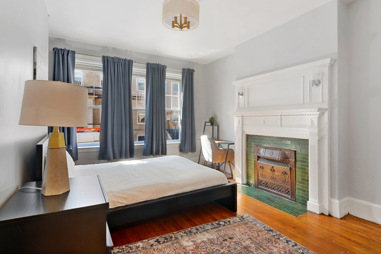 #537: Allston - Queen Bedroom E - #537: Allston - Gallery - 17