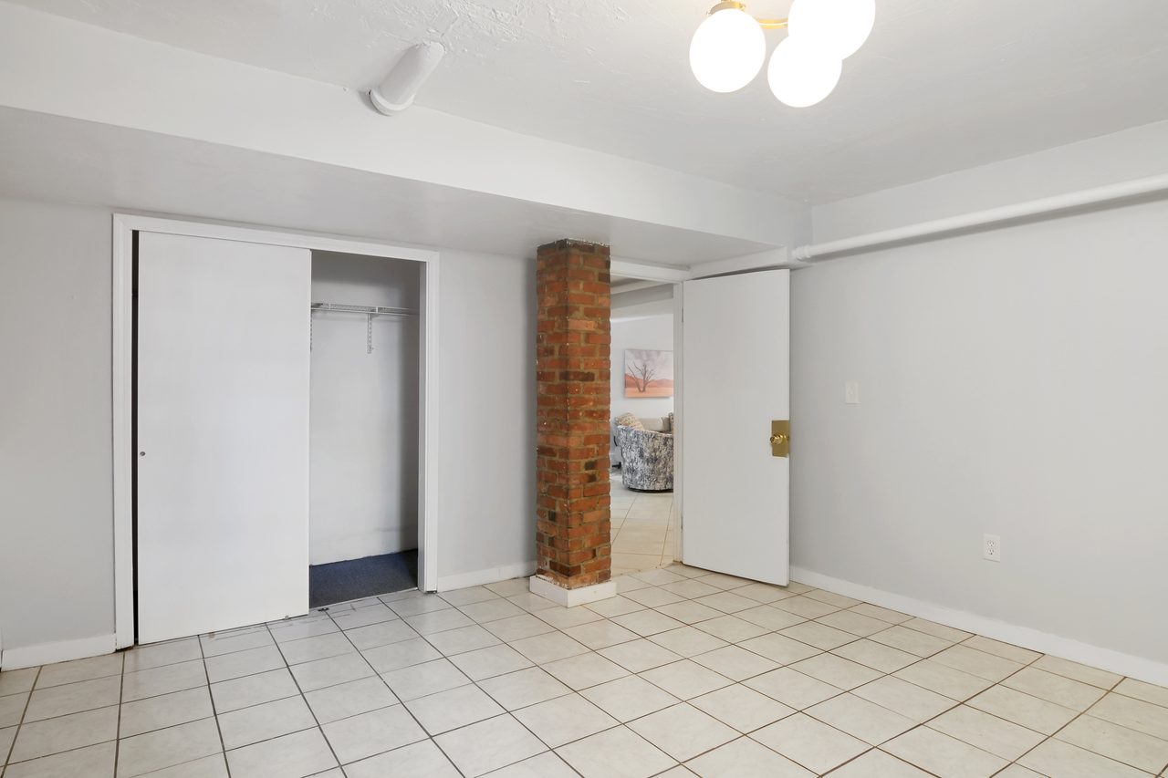 #537: Allston - Queen Bedroom A - #537: Allston - Gallery - 14