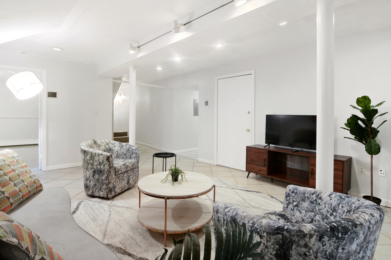 #537: Allston - Queen Bedroom A - #537: Allston - Gallery - 12