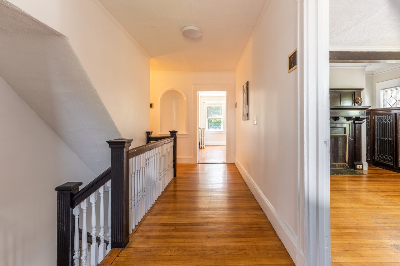  #1341: Brighton - Queen Bedroom A  -  #1341: Brighton  - Gallery -  13