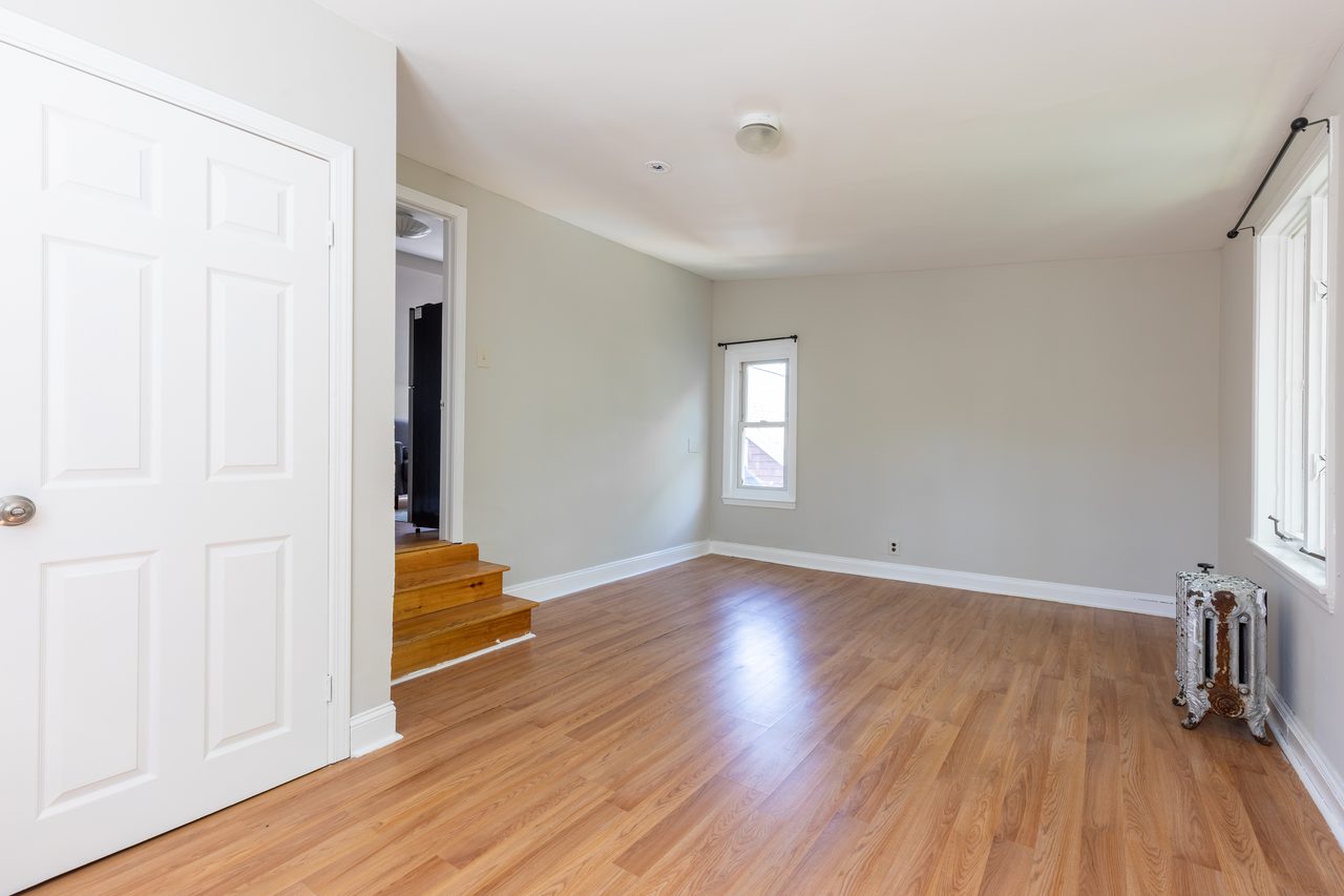 #1341: Brighton - Queen Bedroom F - #1341: Brighton - Gallery - 3