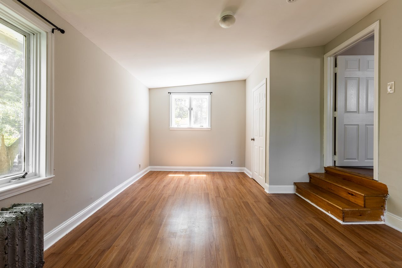 #1341: Brighton - Queen Bedroom F - #1341: Brighton - Gallery - 2