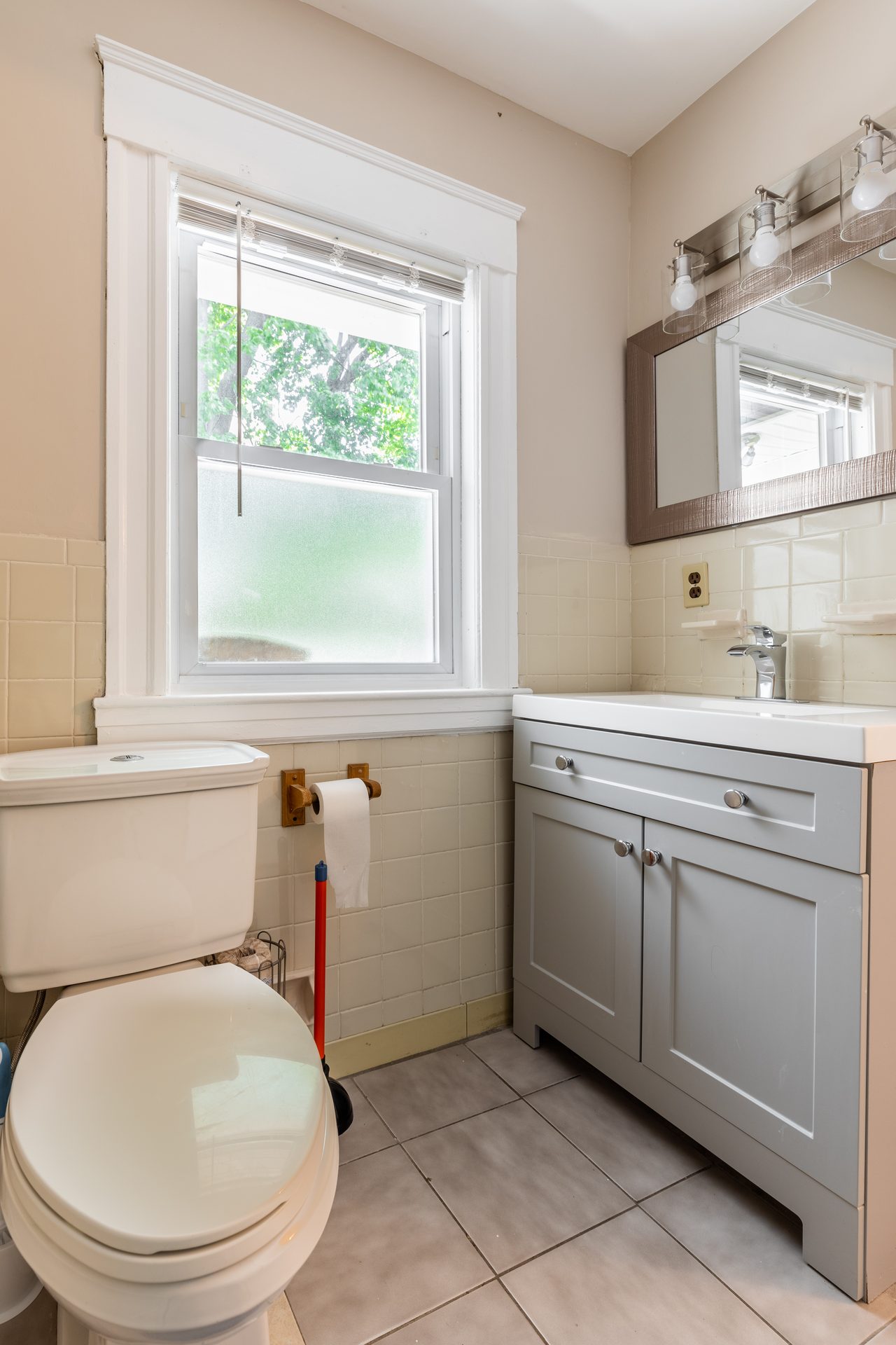  #1341: Brighton - Queen Bedroom G  -  #1341: Brighton  - Gallery -  14