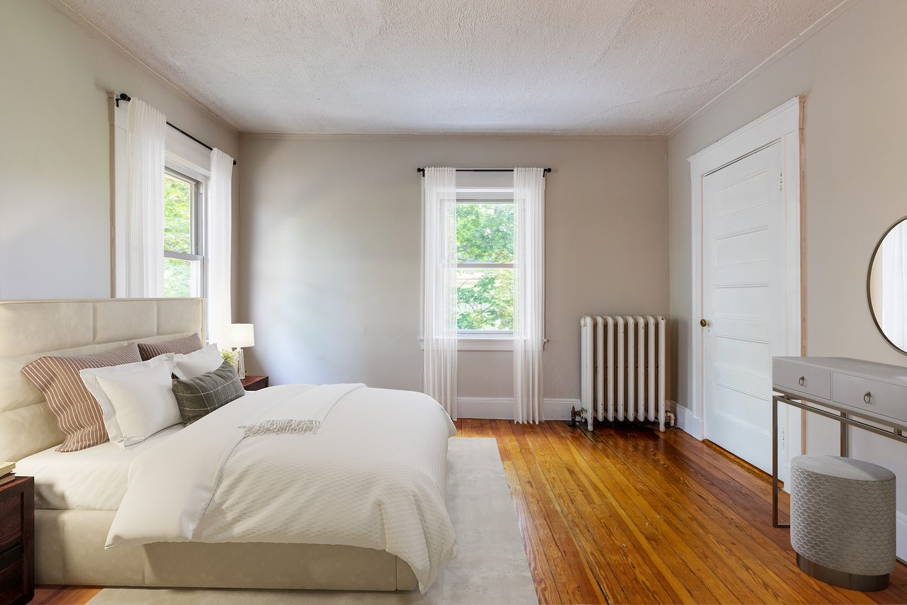  #1341: Brighton - Queen Bedroom E  -  #1341: Brighton  - Gallery -  1