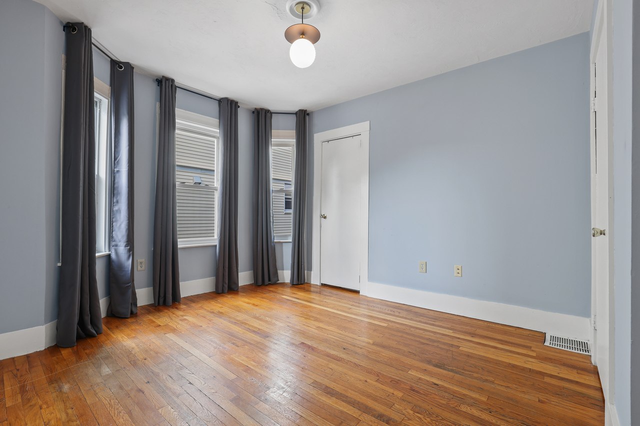 #445: Brighton - Full Bedroom B - 13