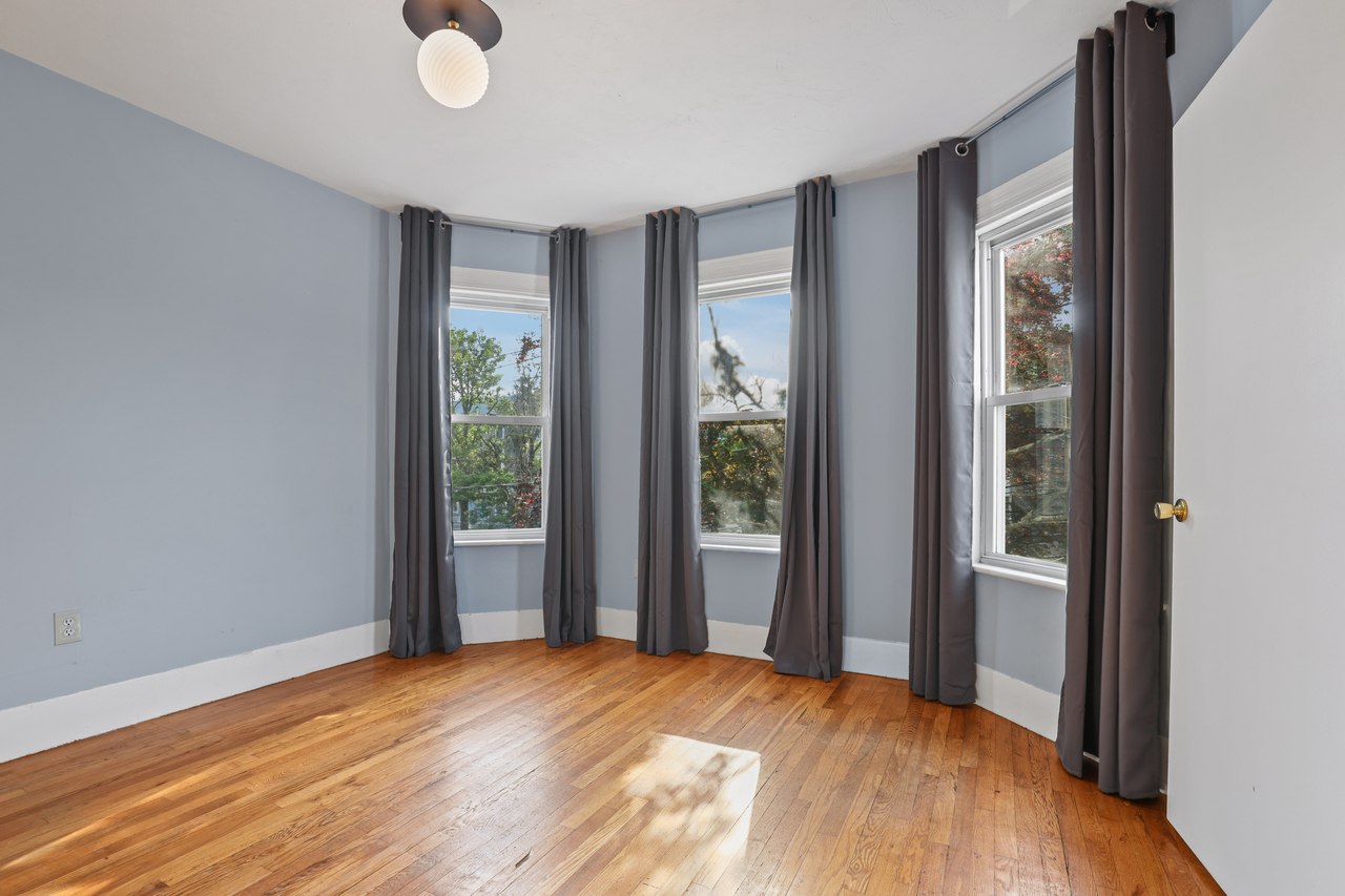 #445: Brighton - Full Bedroom C - 1