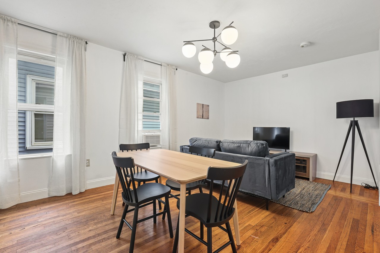 #445: Brighton - Full Bedroom A - 6