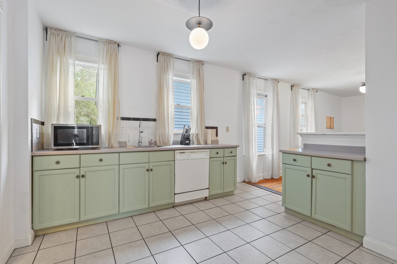 #445: Brighton - Full Bedroom A - 7