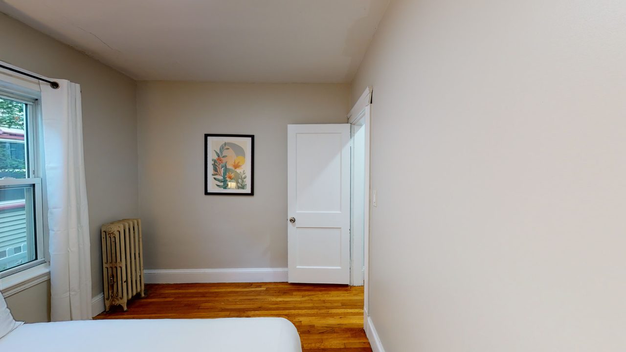 #1227: Mission Hill - Full Bedroom B - 3