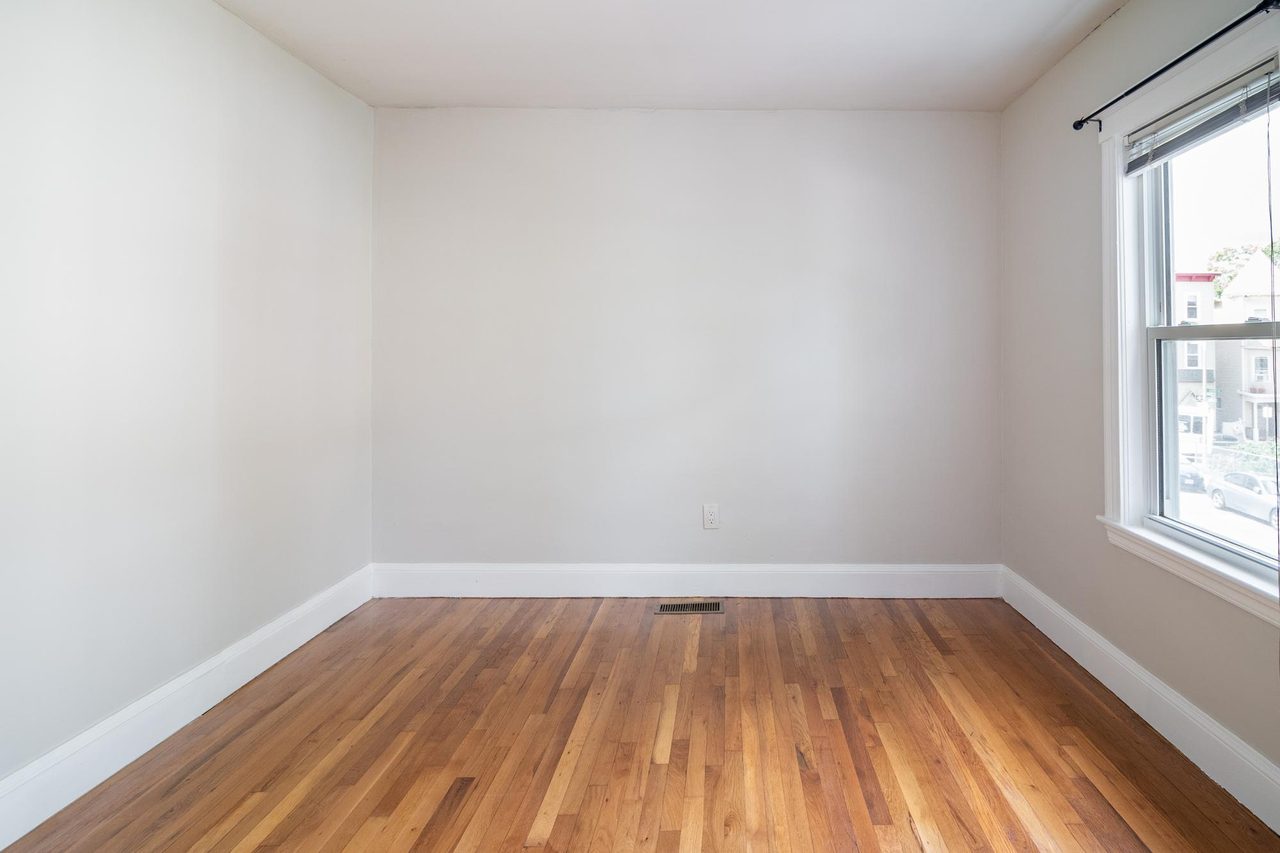 #1227: Mission Hill - Full Bedroom A - 3