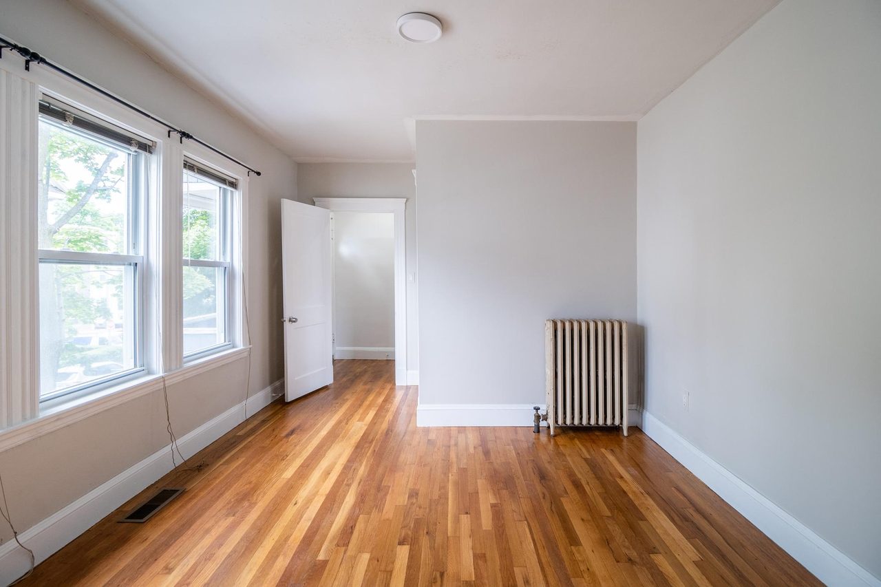 #1227: Mission Hill - Full Bedroom A - 2