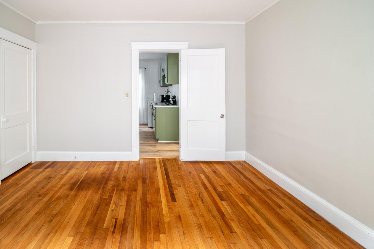 #1227: Mission Hill - Full Bedroom D - 7