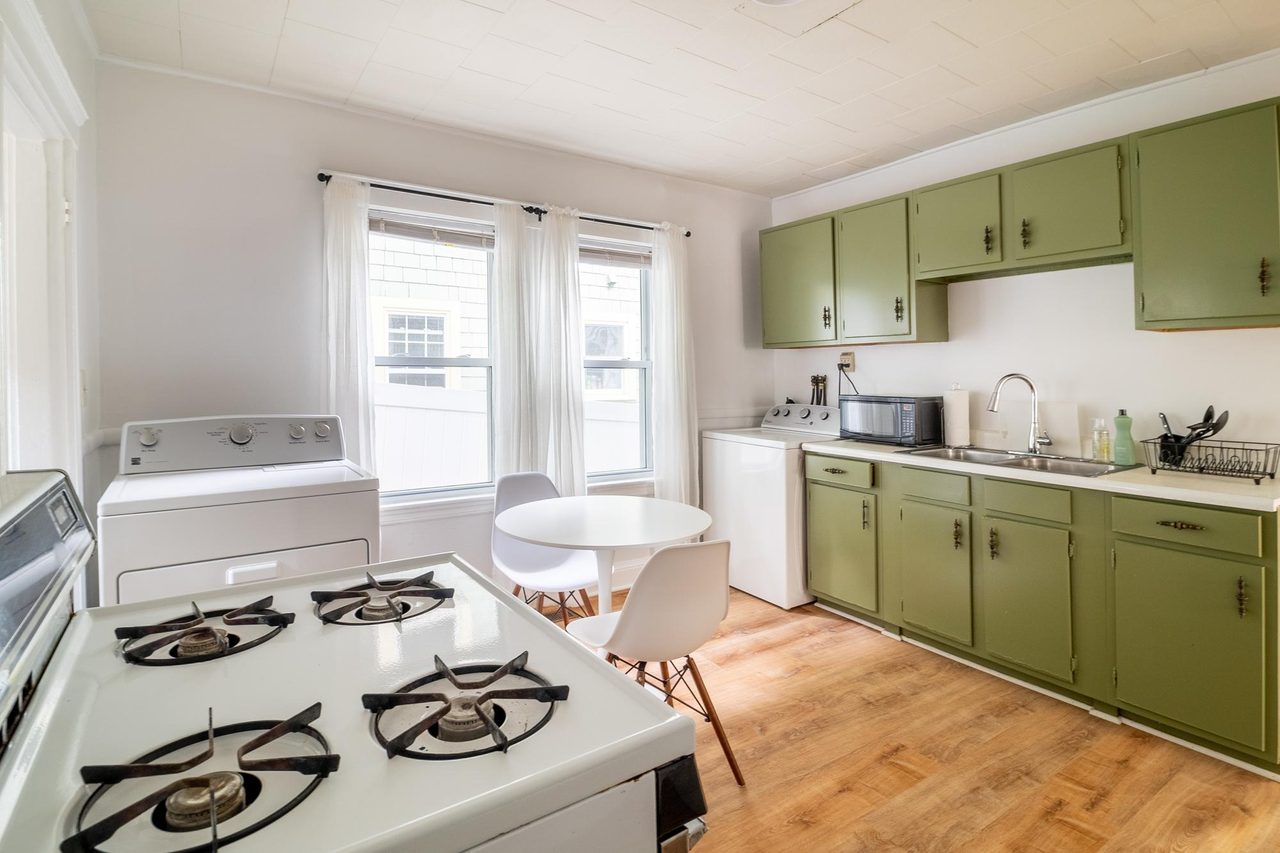 #1227: Mission Hill - Full Bedroom C - 7