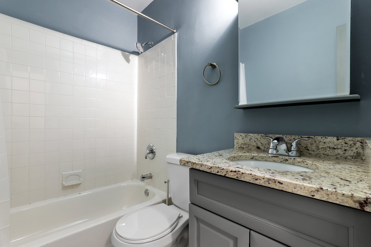  #417: Logan Circle - Queen Bedroom BE  -  #417: Logan Circle  - Gallery -  14