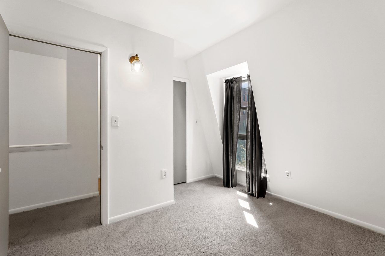  #417: Logan Circle - Full Bedroom 3C  -  #417: Logan Circle  - Gallery -  3