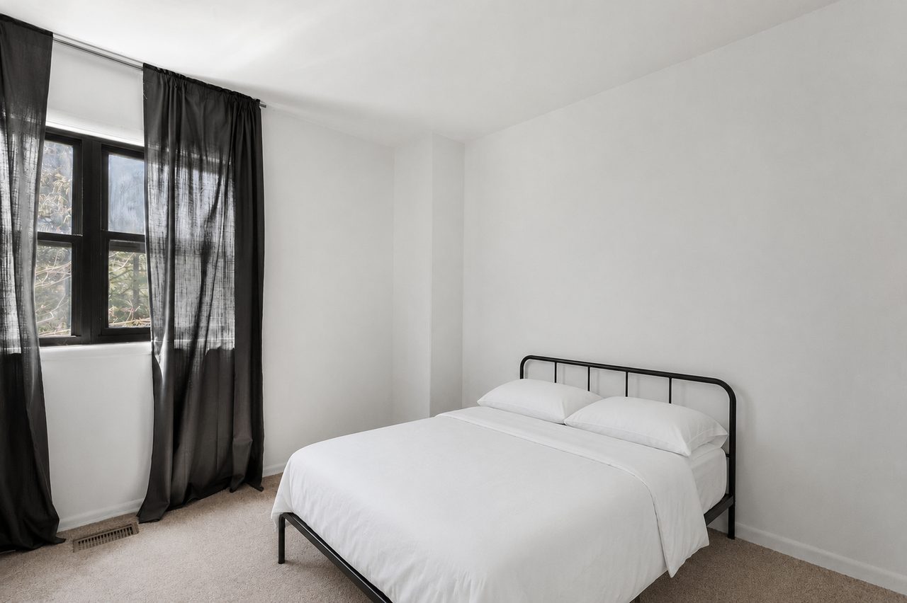 #417: Logan Circle - Twin Bedroom 2A - 21