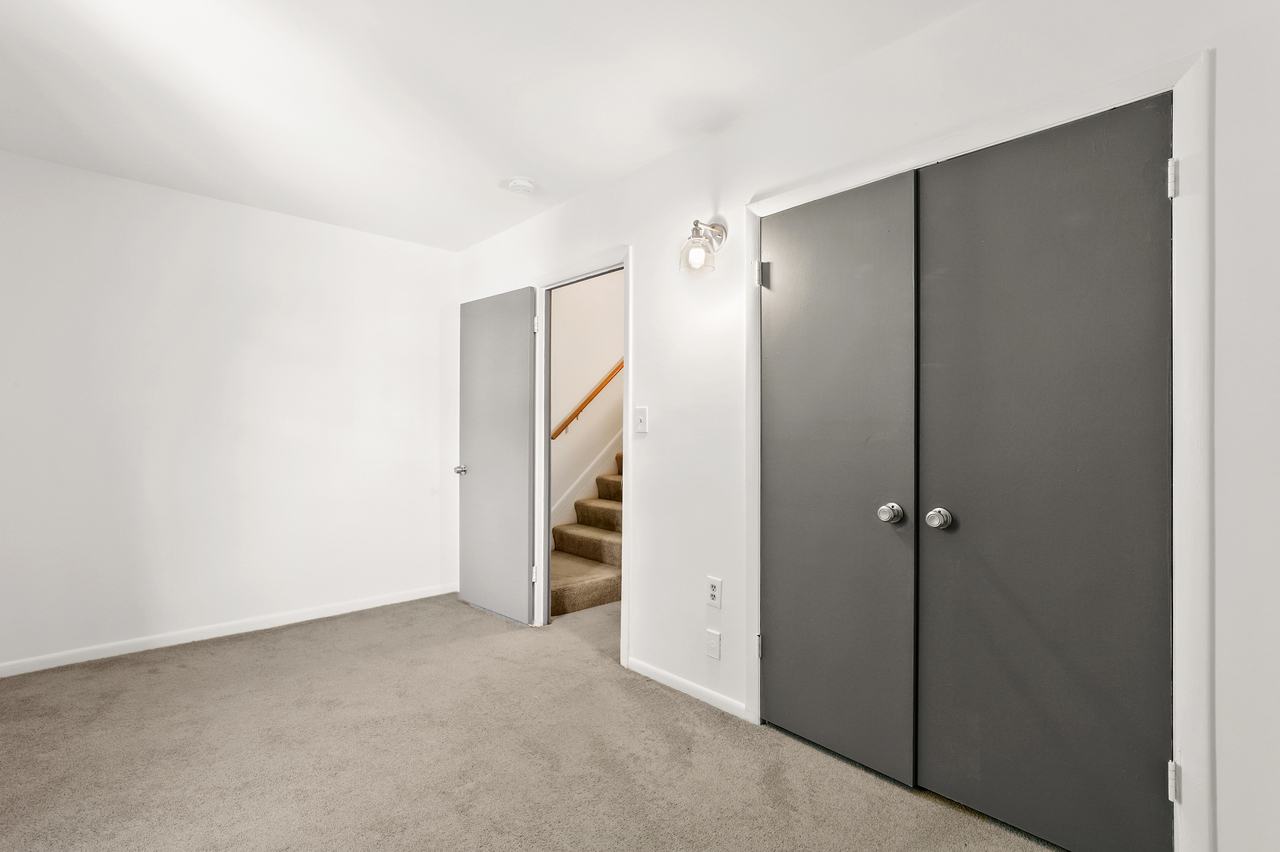  #417: Logan Circle - Full Bedroom 2B  -  #417: Logan Circle  - Gallery -  4