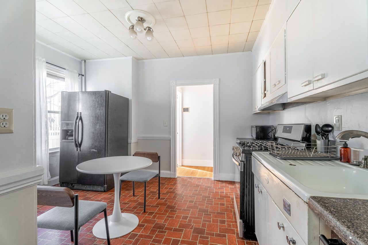#1516: Brighton - Full Bedroom A - 9