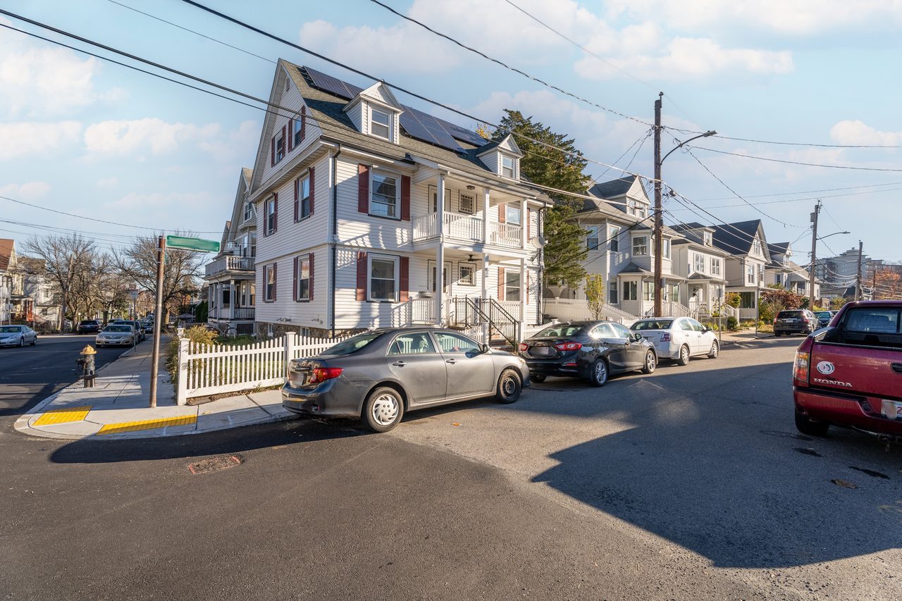 #1516: Brighton - Full Bedroom C - #1516: Brighton - Gallery - 7