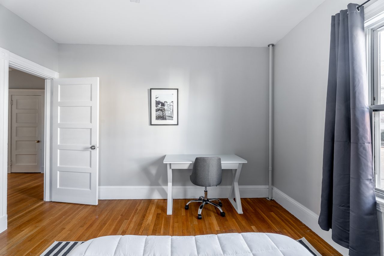 #1516: Brighton - Full Bedroom B - 5