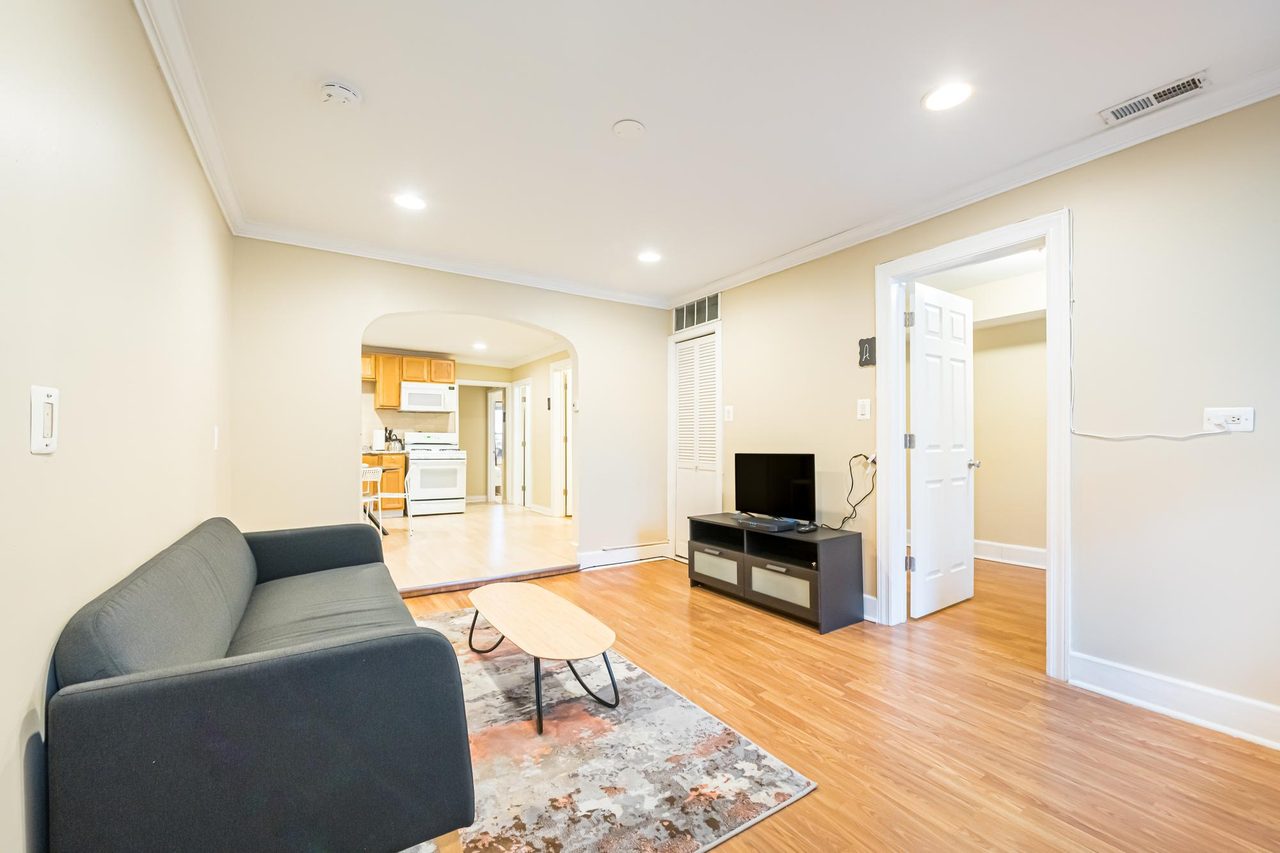 #1468: West Town - Full Bedroom B - #1468: West Town - Gallery - 5