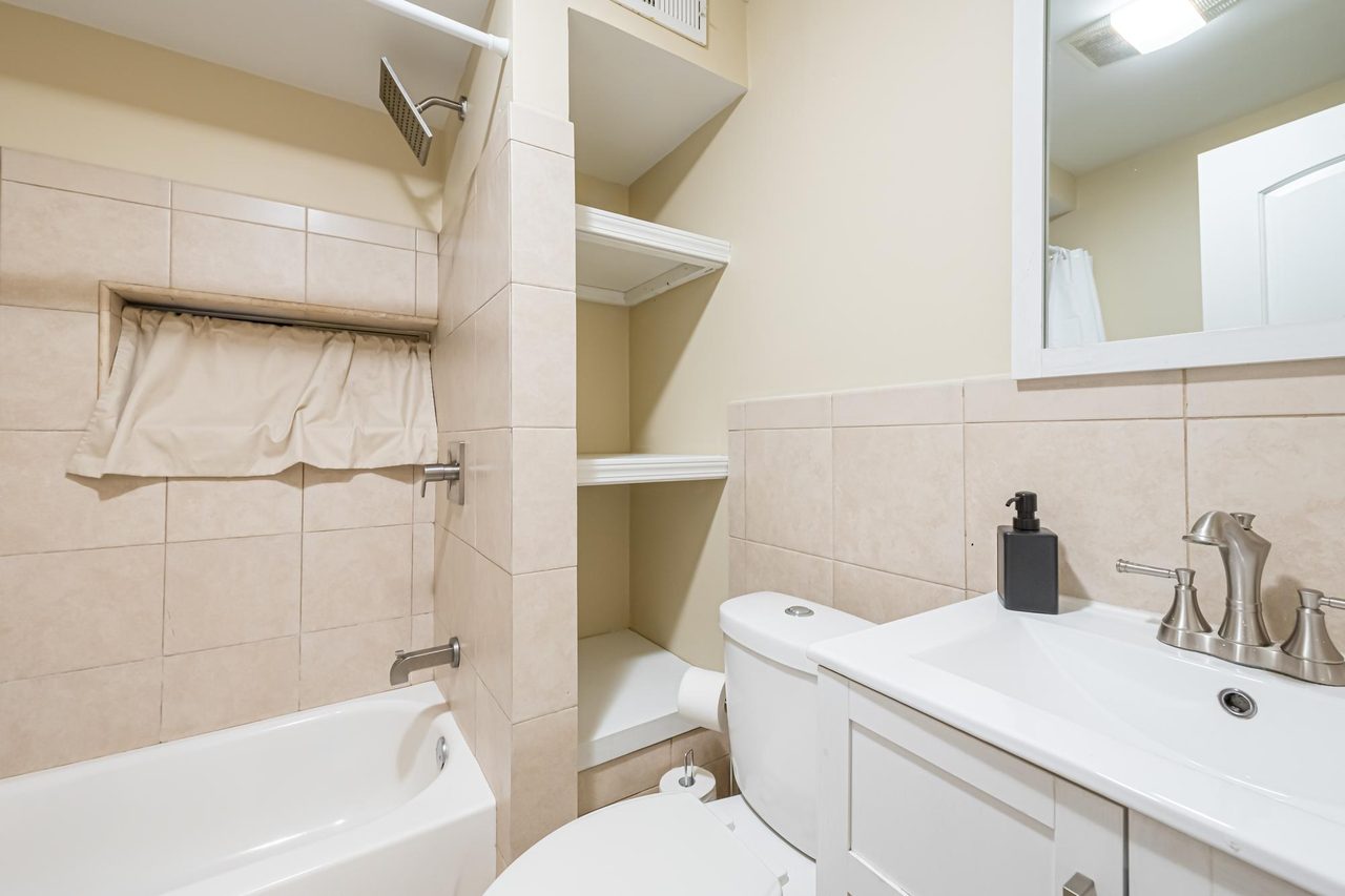 #1468: West Town - Full Bedroom B - #1468: West Town - Gallery - 7