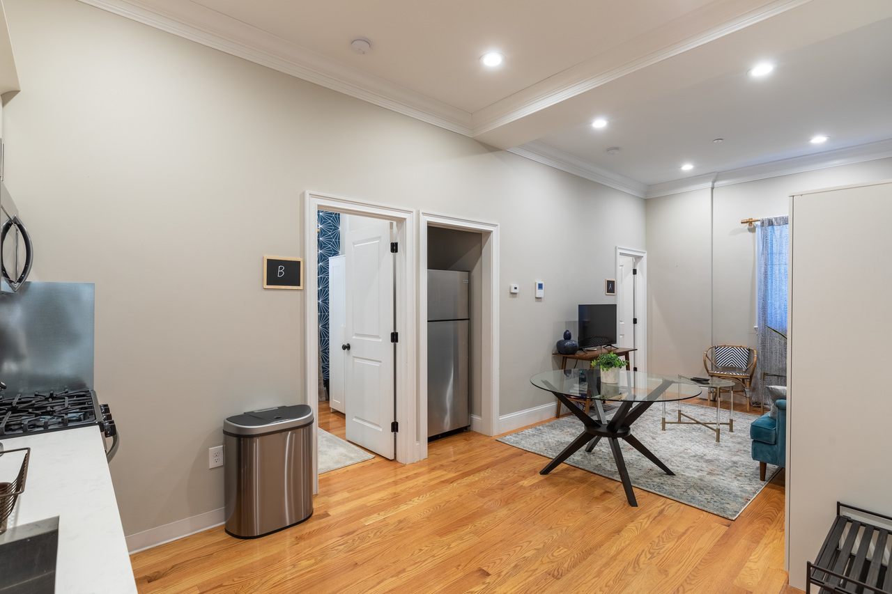  #275: North End - Full Bedroom B  -  #275: North End  - Gallery -  7