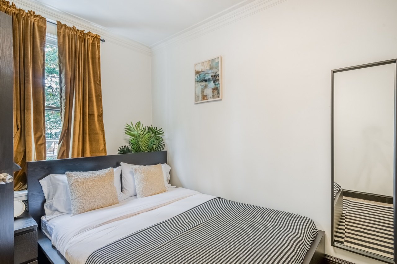  #226: Woodley Park - Full Bedroom B  -  #226: Woodley Park  - Gallery -  5