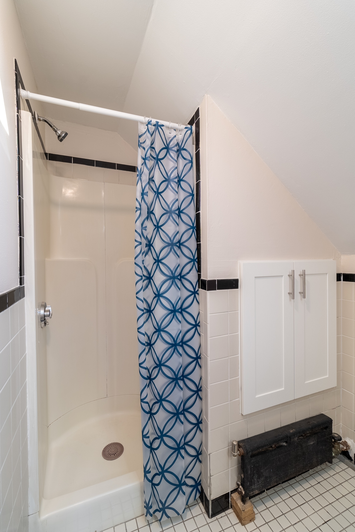  #1735: Allston - Queen Bedroom E  -  #1735: Allston  - Gallery -  16