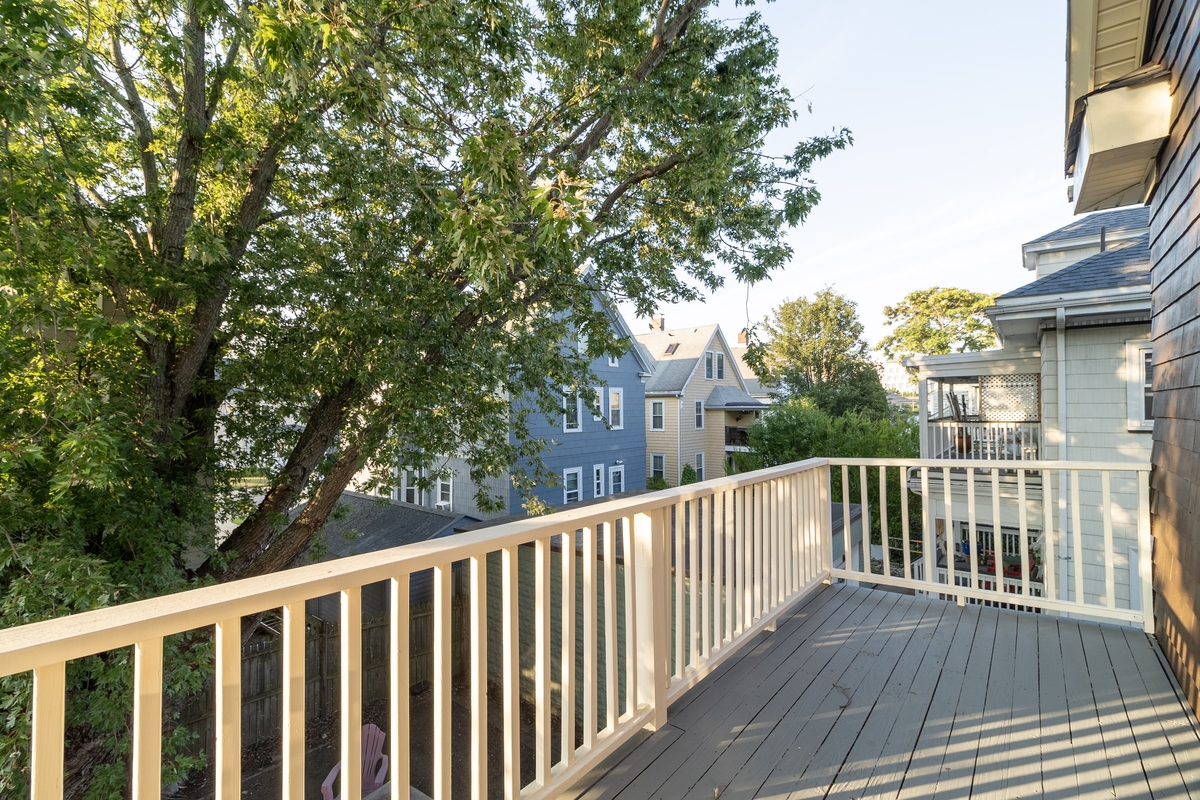  #1735: Allston - Queen Bedroom A  -  #1735: Allston  - Gallery -  20